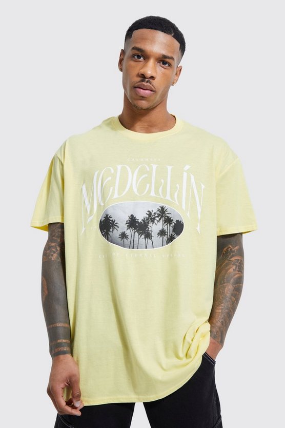 Oversized Medellin City Graphic T-shirt 1 Oversized Medellin City Graphic T-shirt