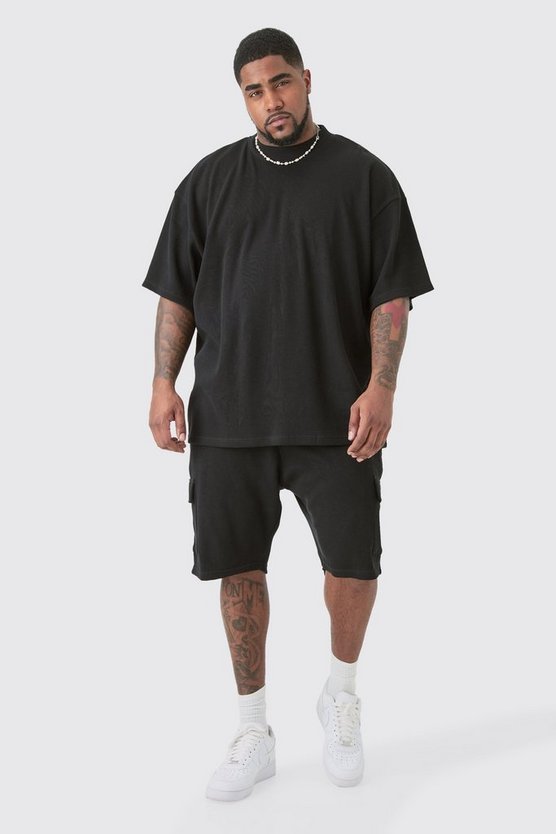 Plus Oversized Waffle T-shirt & Cargo Short Set 1 Plus Oversized Waffle T-shirt & Cargo Short Set