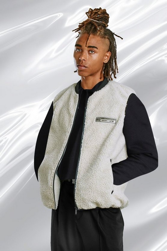 Borg Gilet With Contrast Tipping